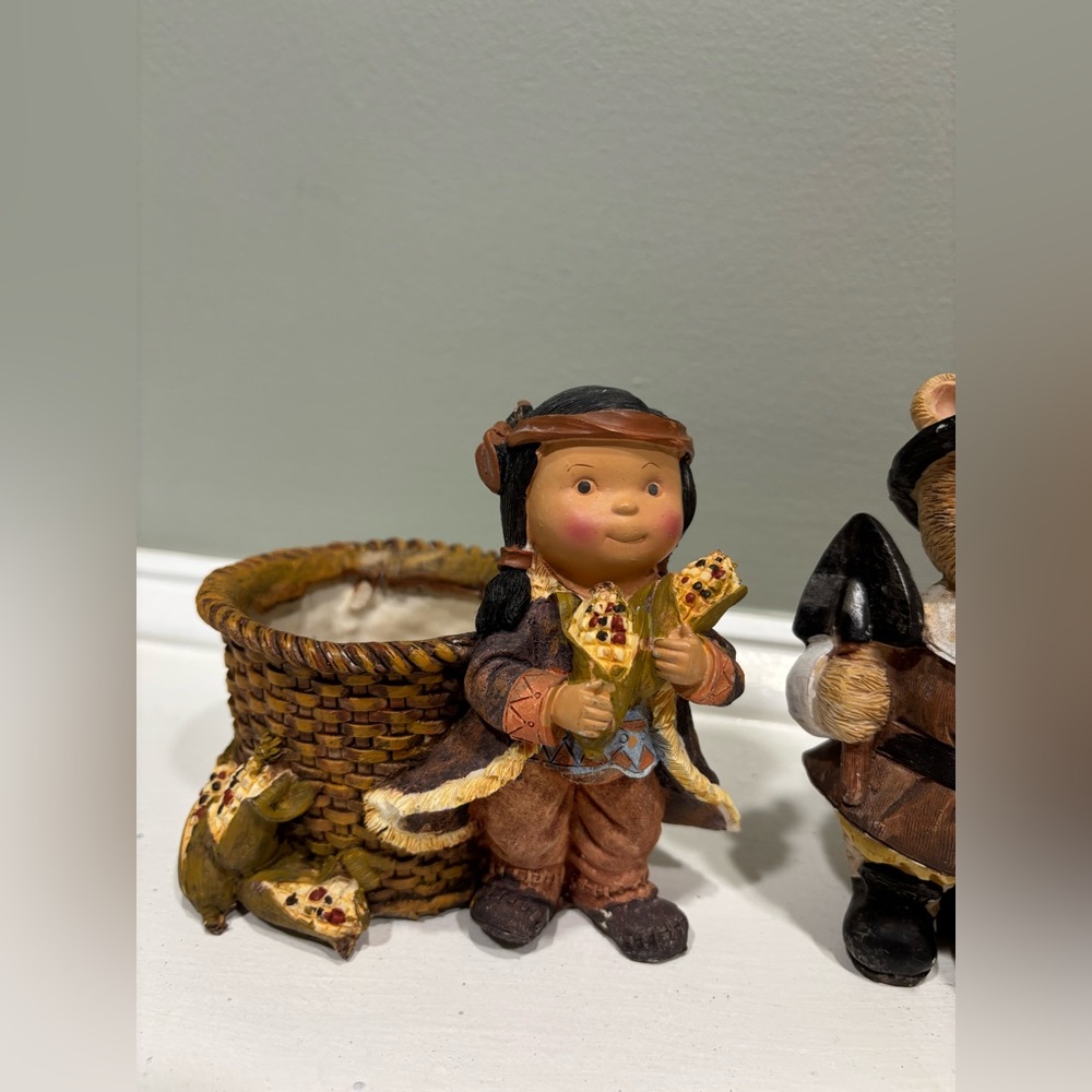 VTG 1980’s Thanksgiving Figurine Candle Holders Set - Picture 6 of 11